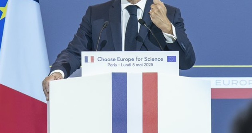 Fransa Cumhurbaşkanı Macron'dan işgalin hastane saldırısına "kabul edilemez" tepkisi