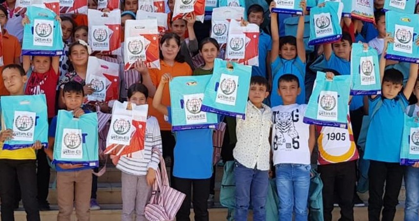 İstanbul Valiliği'nden açıklama: STK'lar okullarda artık bizzat yardım dağıtamayacak