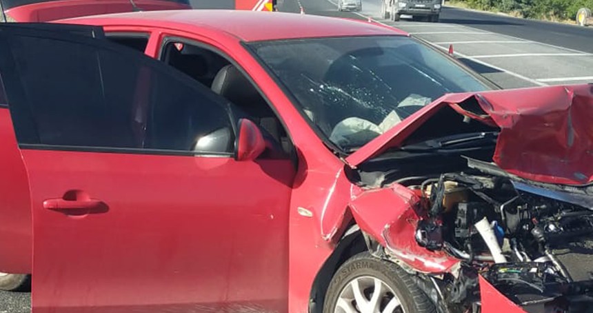 Malatya'da tır ile otomobil çarpıştı: 4 yaralı