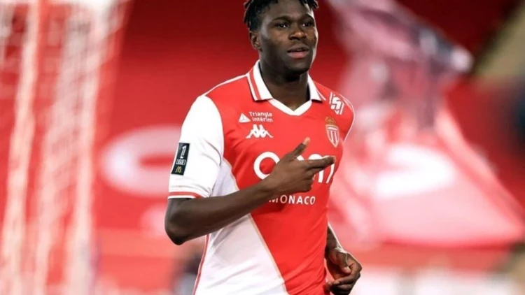 Wilfried Singo kimdir? Kaç yaşında? Aslen nereli? Hangi takımlarda oynadı?