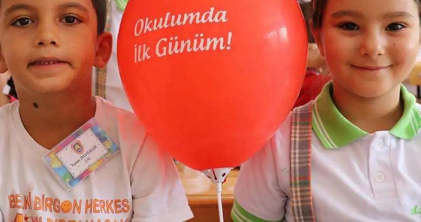 Ayrılık anksiyetesi okula uyumu zorlaştırıyor!