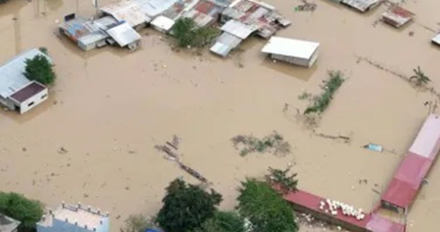 Vietnam'ı Kajiki Tayfunu vurdu: 7 ölü, 34 yaralı