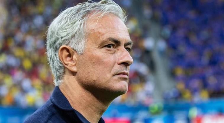 Jose Mourinho Fenerbahçe'den neden ayrıldı? Fenerbahçe'nin yeni teknik direktörü kim olacak?
