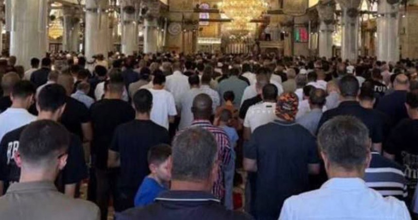 Mescid-i Aksa'da cuma hutbesi: Resulullah'ın mirasını neden terk ettiniz?