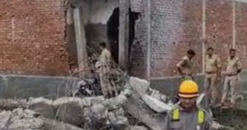 Hindistan'da havai fişek fabrikasında patlama: 2 ölü
