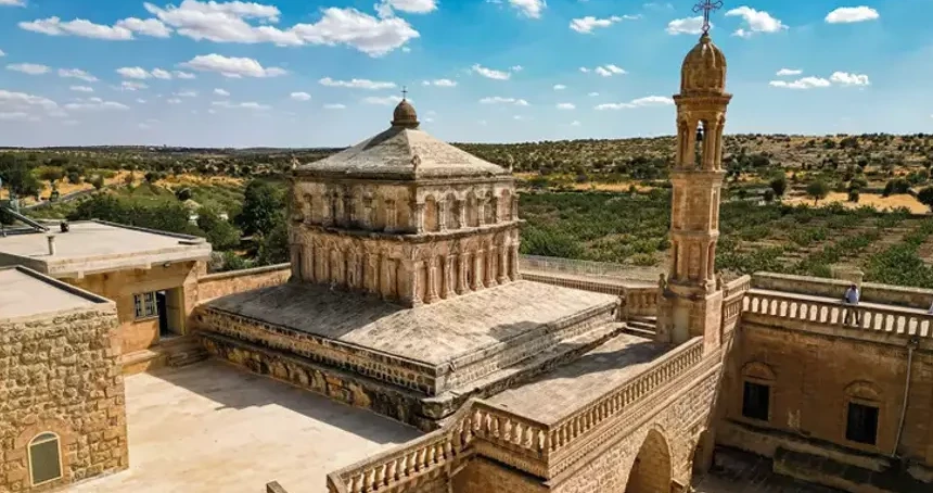 Anıtlı Köyü Süryanice adı nedir? Kaç nüfusu var?