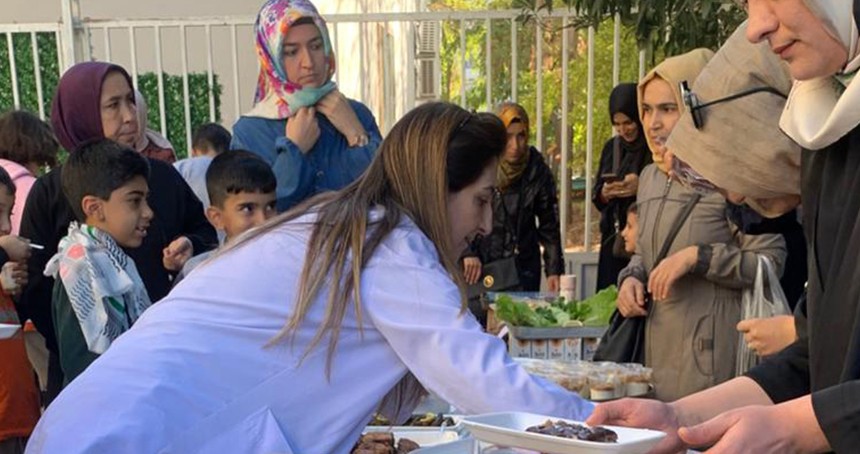 Şanlıurfa’da ‘İyilikte Buluşalım’ kermesi Filistin için düzenlendi