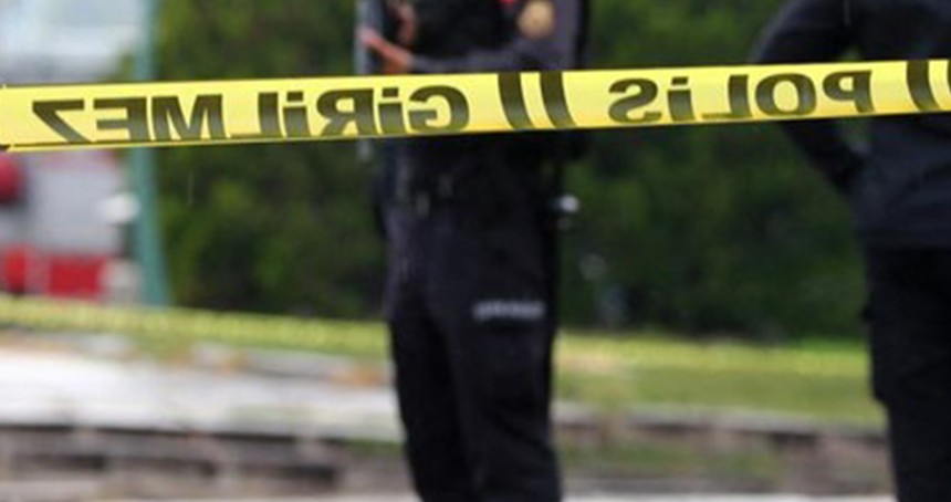 Oto galericiler sitesinde taşlı sopalı kavga: 3 yaralı