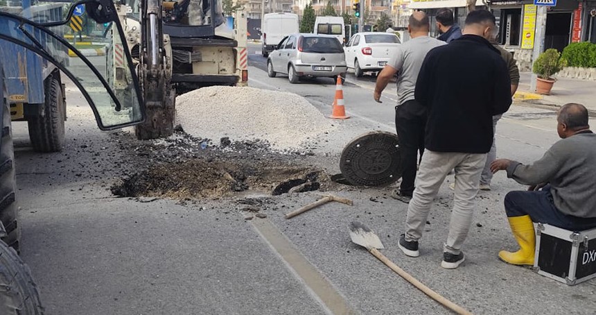 Şanlıurfa’da su borusu patladı