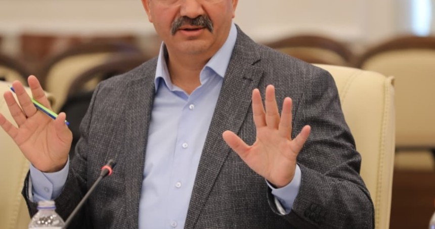 Sağlık ve sosyal hizmet profesyonelleri ek işte çalışmak istiyor