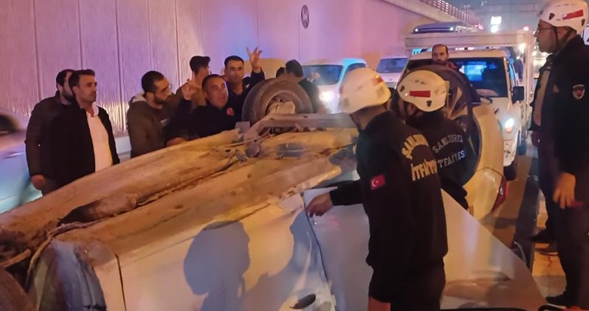 Şanlıurfa’da meydana gelen tek taraflı kazada 3 kişi yaralandı