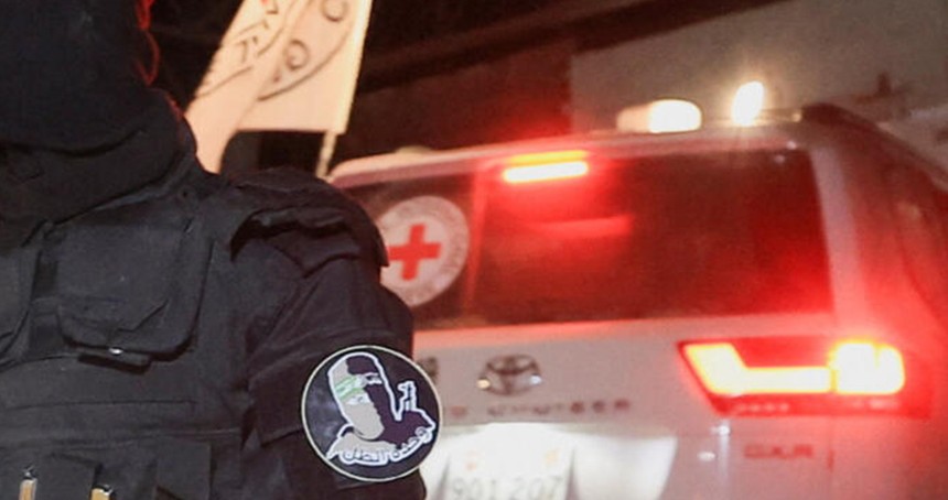 HAMAS 1 siyonist esirin daha cesedini teslim etti