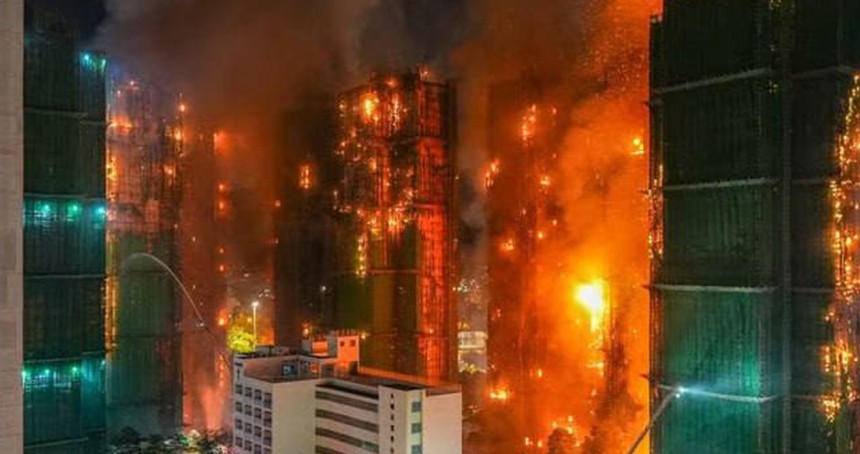 Hong Kong'daki büyük yangı sürüyor: 13 ölü