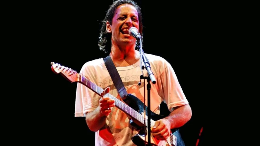 Kaan Tangöze 'Baltalar Elimizde' şarkı sözleri