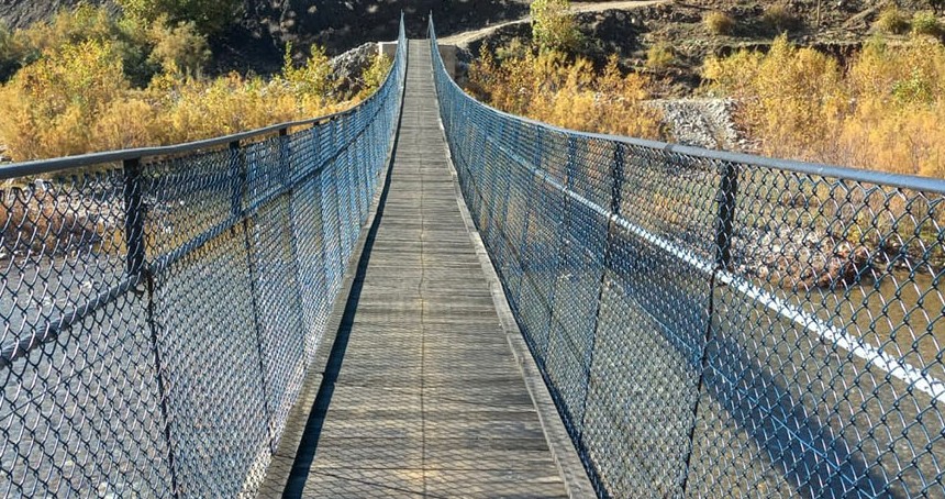 Batman'da 60 metrelik asma köprü tamamlandı