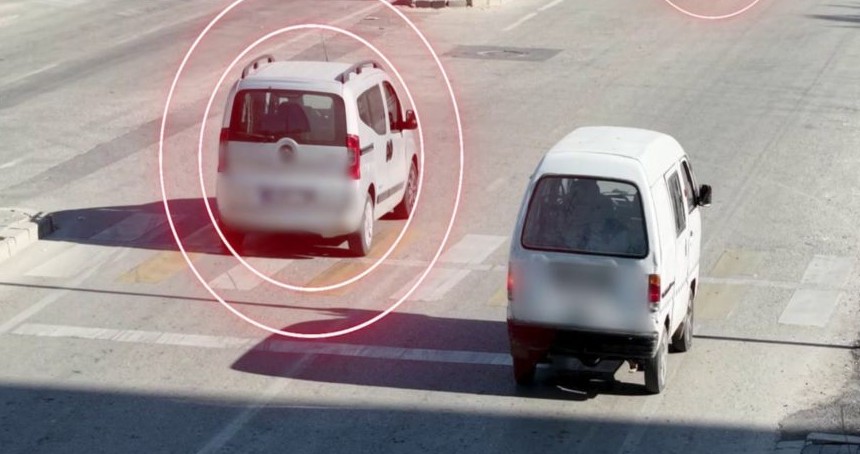 Gaziantep'te kırmızı ışık ihlali yapan 990 araca ceza yazıldı