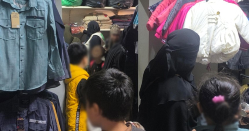 Umut Kervanı'ndan Adana'da çocuklara kışlık yardımı