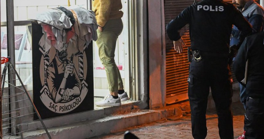 Adana'da berber dükkânına silahlı saldırı: 3 yaralı