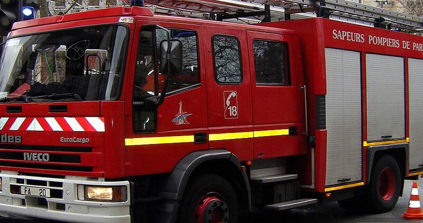 Fransa'da 3 katlı binada çıkan yangında 5 kişi öldü