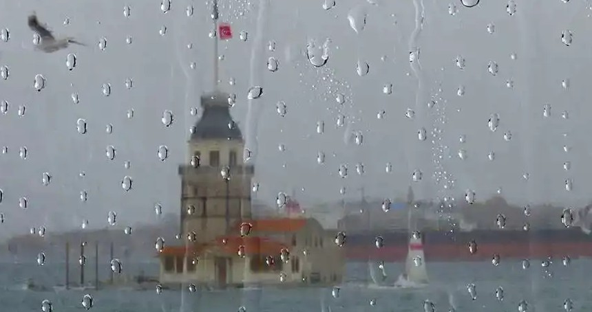 İstanbul'da yağmur etkili oluyor
